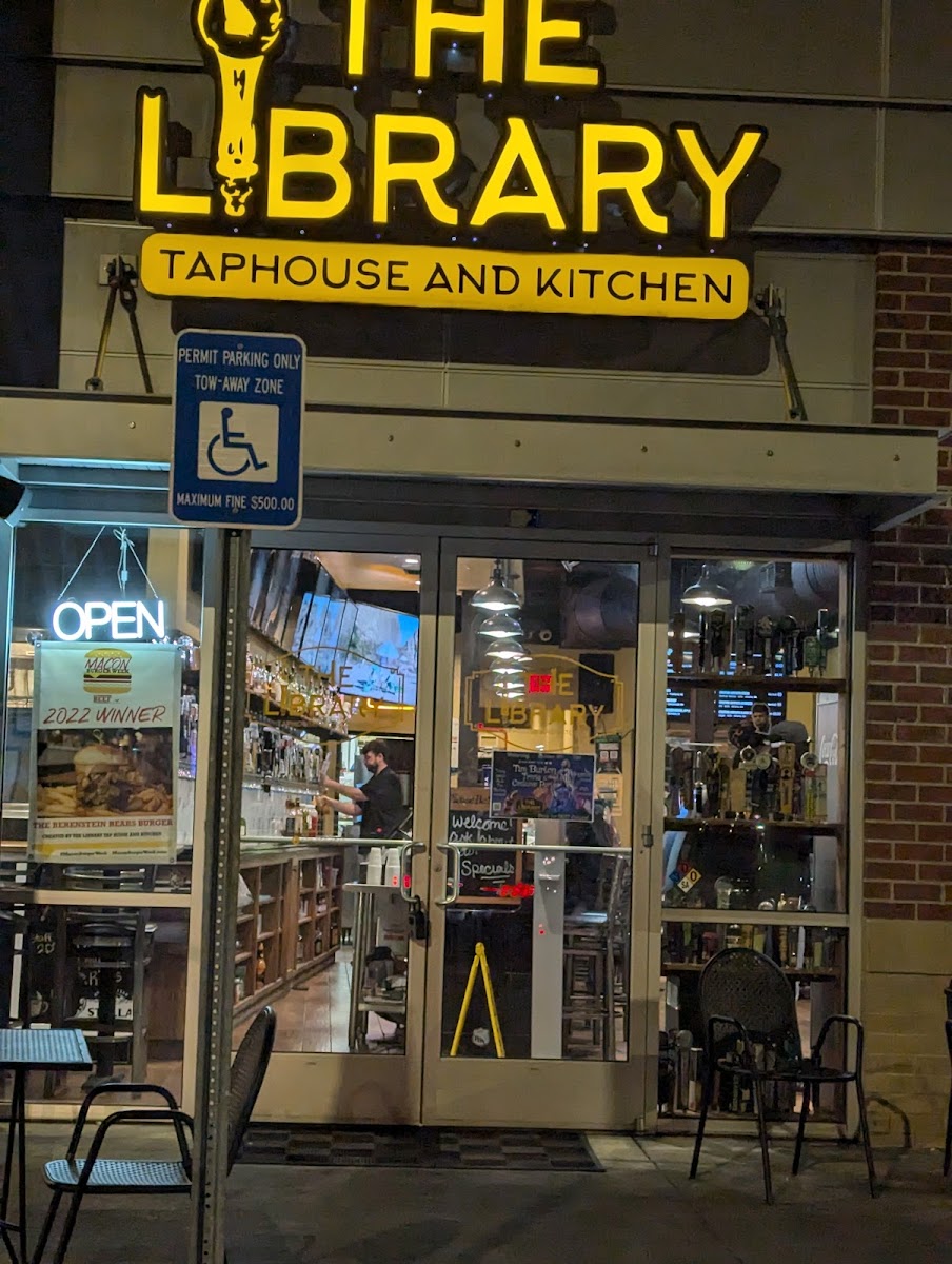 The Library Taphouse And Kitchen